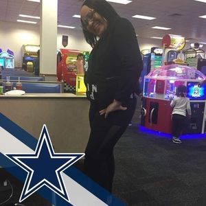 Meet your Posher, Mizz'berry